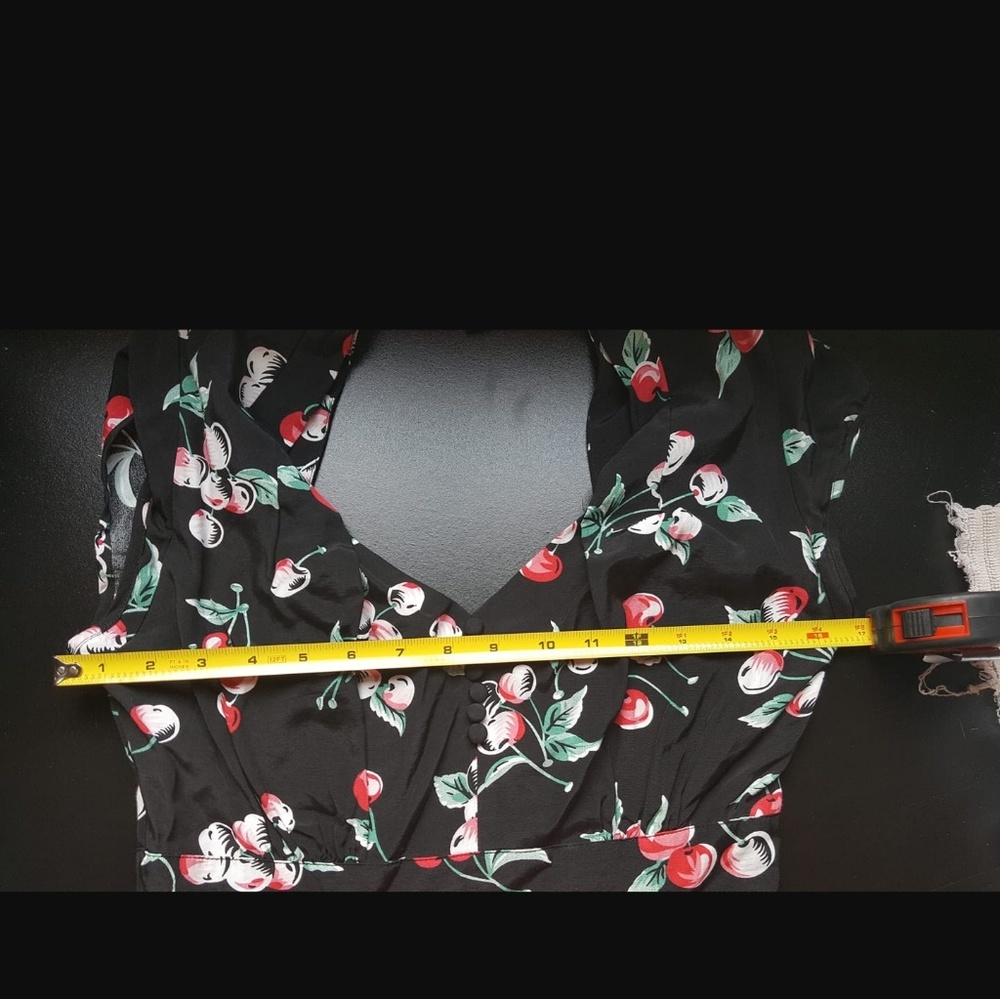 Cherries Jayna - Picture 4 of 5